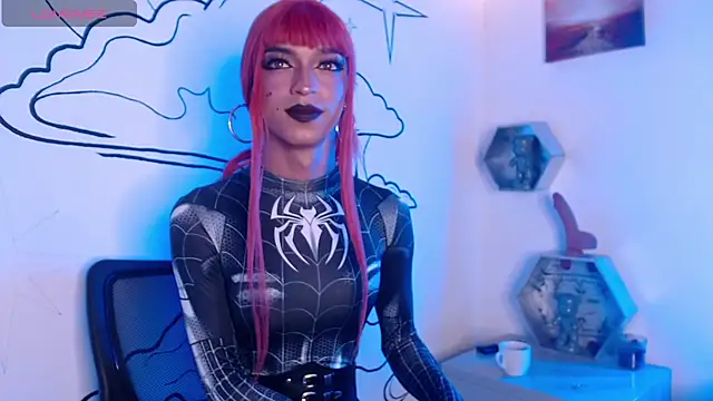 Trinity Knox online show from 10-31-25, 04:19