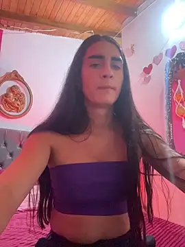 lola diez online show from 10-21-25, 12:33