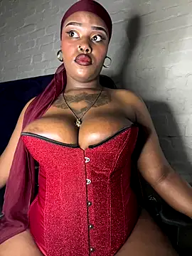 QUEEN NOBUHLE 777 online show from 10-18-25, 07:47