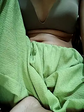 Snapshot of Cutey_neha01 chatting on 10-30-25, 04:30 Cutey neha01 online show from 10-30-25, 04:30