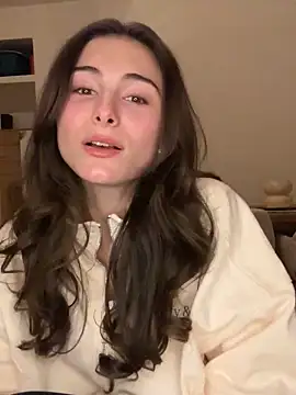 SophiiaStarr online show from 02-12-26, 08:37