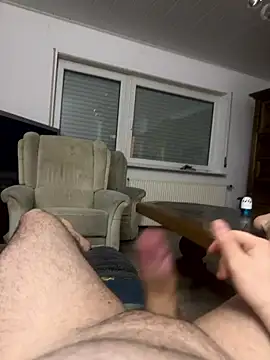 Snapshot of flamur_albania chatting on 01-13-26, 05:18 flamur albania online show from 01-13-26, 05:18