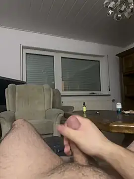 Snapshot of flamur_albania chatting on 02-01-26, 06:06 flamur albania online show from 02-01-26, 06:06