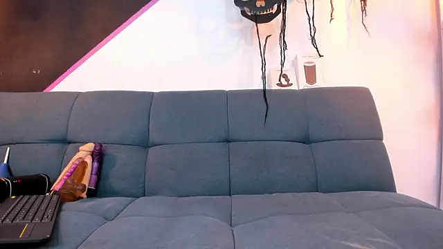 DanteWinter online show from 10-15-25, 03:39