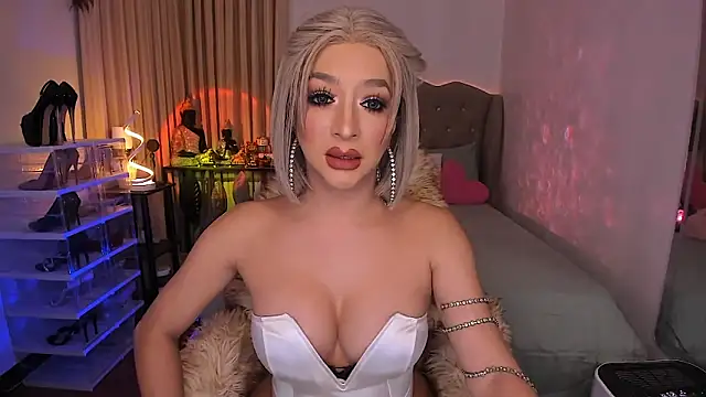 Dream Goddess online show from 02-05-26, 10:42