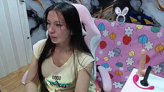mia wetts online show from 10-03-25, 07:55