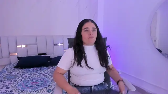 aradia kiss online show from 11-10-25, 08:41