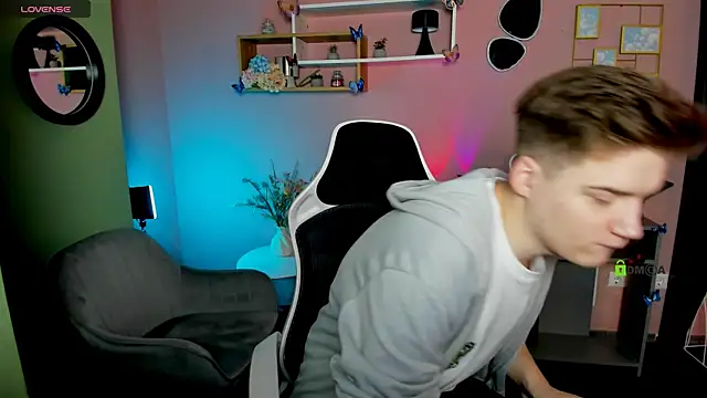 danny cool online show from 11-29-25, 08:12