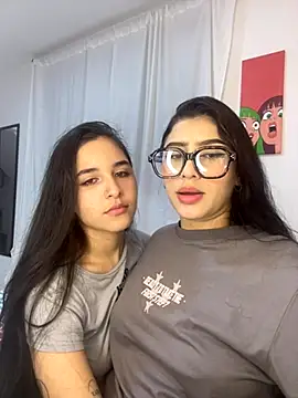 Sweet and Rous0 online show from 10-15-25, 04:56