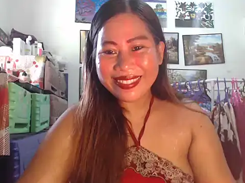 Snapshot of filipina_beauty chatting on 10-18-25, 01:52 filipina beauty online show from 10-18-25, 01:52
