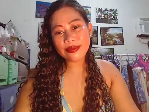 Snapshot of filipina_beauty chatting on 10-30-25, 06:08 filipina beauty online show from 10-30-25, 06:08