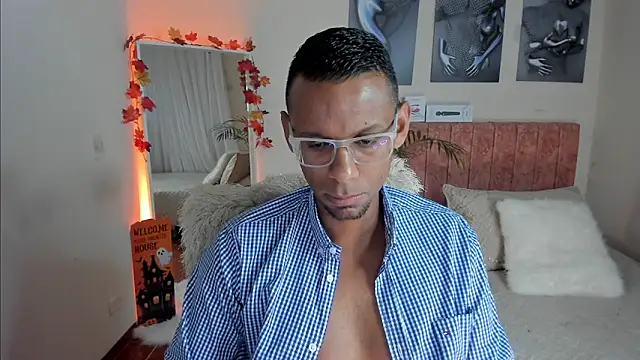 KingEdward  online show from 10-20-25, 10:16