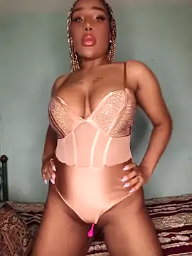 Queen Amara online show from 09-27-25, 01:21