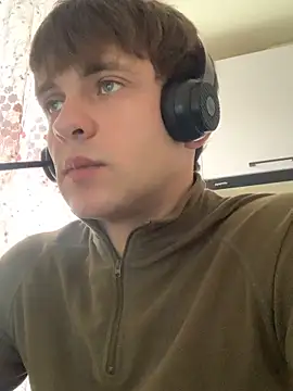 Kit Kat01 online show from 11-18-25, 12:20