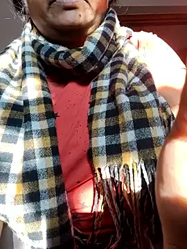 bitch-horny online show from 11-05-25, 02:22