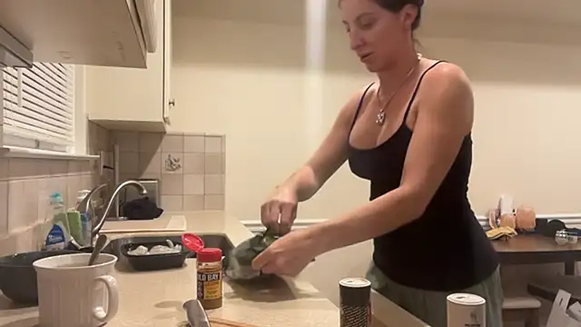 NurseStephania online show from 11-21-25, 12:54