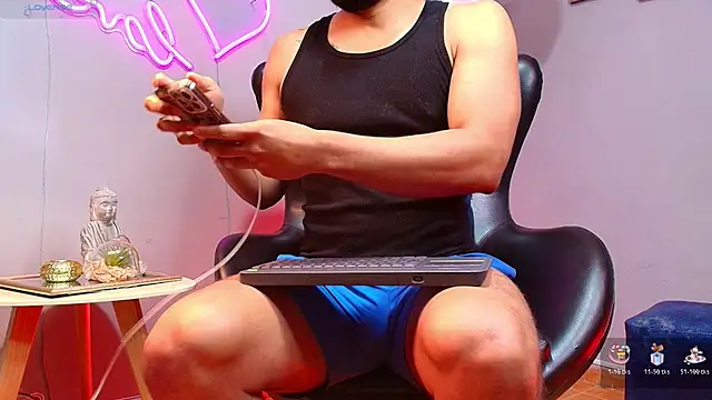 Snapshot of Gael_Meneses chatting on 10-21-25, 12:17 Gael Meneses online show from 10-21-25, 12:17