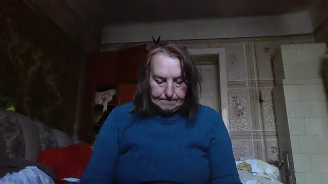 AnnaLive570 online show from 10-12-25, 10:47