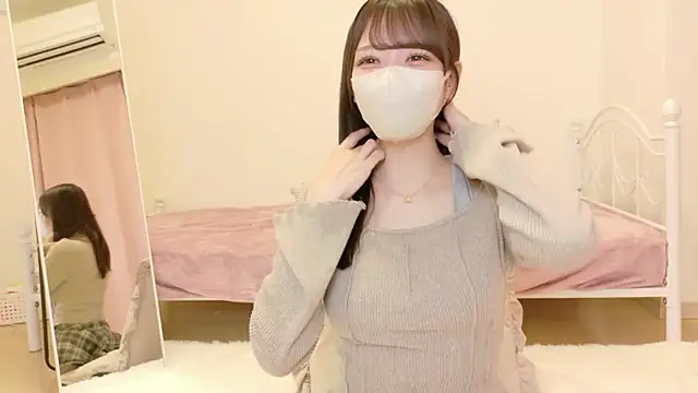 Snapshot of roachan_ chatting on 01-19-26, 12:53 roachan online show from 01-19-26, 12:53