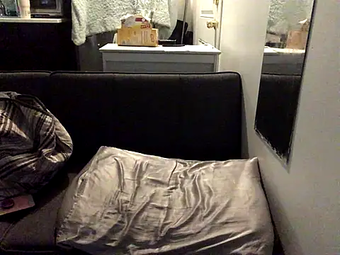 Snapshot of littyleesh1 chatting on 12-01-25, 04:39 littyleesh1 online show from 12-01-25, 04:39