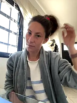 misspiecitos online show from 09-12-25, 11:10
