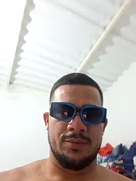 yeffito1 online show from 09-14-25, 11:37