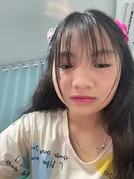 Emlyly-18 online show from 10-09-25, 12:52