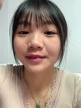 Emlyly-18 online show from 11-01-25, 02:46