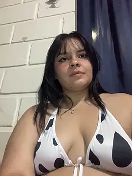 SweetKimi  online show from 10-02-25, 02:51