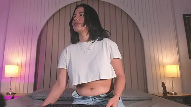 Snapshot of maria_gil chatting on 03-28-26, 11:54 maria gil online show from 03-28-26, 11:54