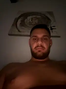 Snapshot of Fabiowe@xh chatting on 10-22-25, 04:35 Fabiowexh online show from 10-22-25, 04:35