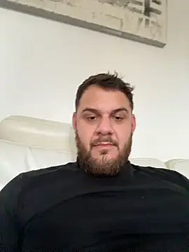 Snapshot of Fabiowe@xh chatting on 11-27-25, 01:13 Fabiowexh online show from 11-27-25, 01:13