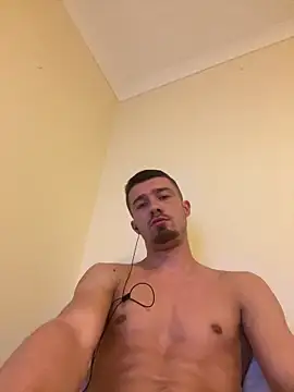 Snapshot of Johnclips2 chatting on 09-14-25, 11:48 Johnclips2 online show from 09-14-25, 11:48