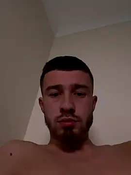 Snapshot of Johnclips2 chatting on 10-16-25, 12:44 Johnclips2 online show from 10-16-25, 12:44