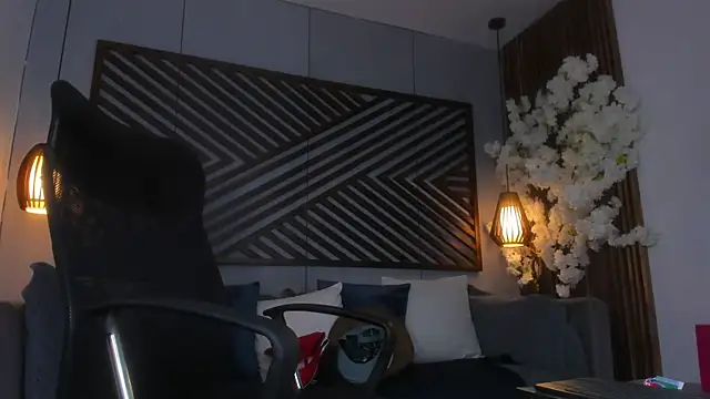 B Wild online show from 10-28-25, 04:05