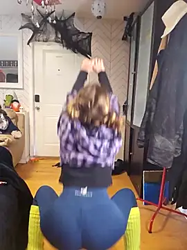 Blossom94 online show from 10-09-25, 06:06