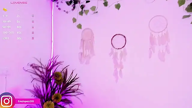 Emylopezz online show from 11-07-25, 08:09