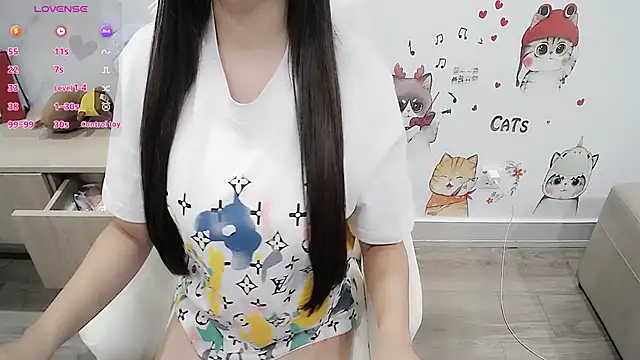 Eirlys18 online show from 09-15-25, 04:18