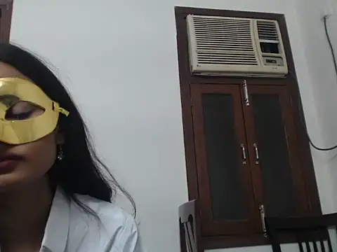 Kinky kaira  online show from 09-10-25, 05:40