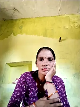 Snapshot of Monika_cut chatting on 09-19-25, 08:27 Monika cut online show from 09-19-25, 08:27