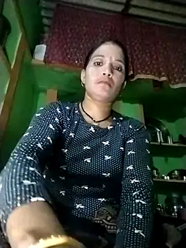 Snapshot of Monika_cut chatting on 09-25-25, 04:43 Monika cut online show from 09-25-25, 04:43