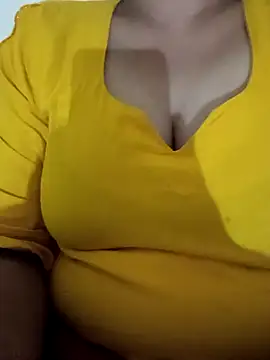 Snapshot of Ritika_jain01 chatting on 12-02-25, 06:14 Ritika jain01 online show from 12-02-25, 06:14