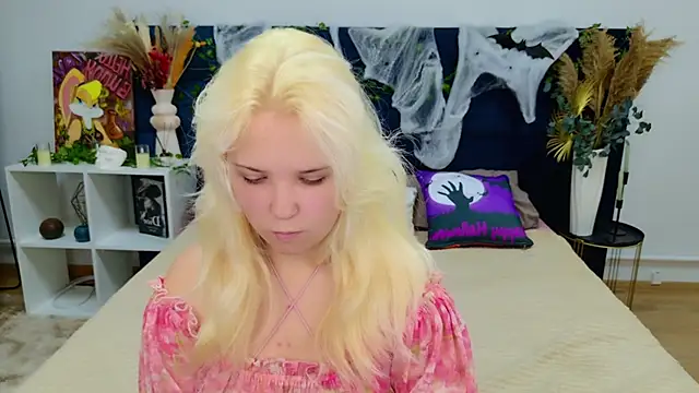 EmillyRogers online show from 10-30-25, 05:09