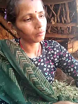 Snapshot of KIRTI12_HOT chatting on 10-02-25, 06:31 KIRTI12 HOT online show from 10-02-25, 06:31