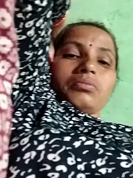 Snapshot of KIRTI12_HOT chatting on 10-22-25, 04:07 KIRTI12 HOT online show from 10-22-25, 04:07