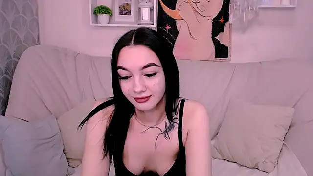 Snapshot of MonicaTess chatting on 09-16-25, 04:02 MonicaTess online show from 09-16-25, 04:02