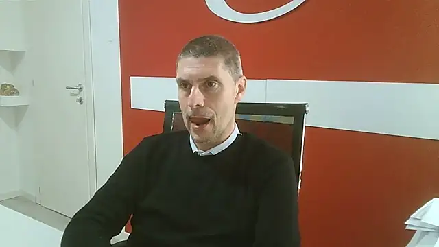 max79ve31 online show from 03-09-26, 12:42