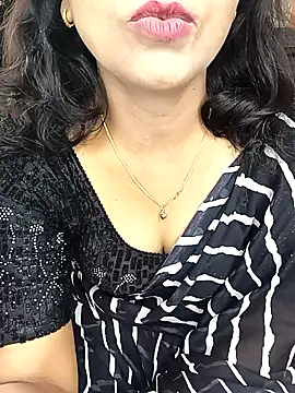 Snapshot of Marathi_rani2 chatting on 10-09-25, 08:23 Marathi rani2 online show from 10-09-25, 08:23