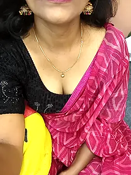 Snapshot of Marathi_rani2 chatting on 10-24-25, 05:15 Marathi rani2 online show from 10-24-25, 05:15