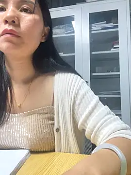 xiaonan- online show from 10-27-25, 09:02